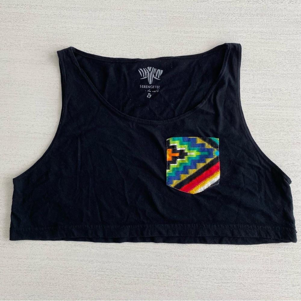 Serengetee Women’s Crop Top with Pocket